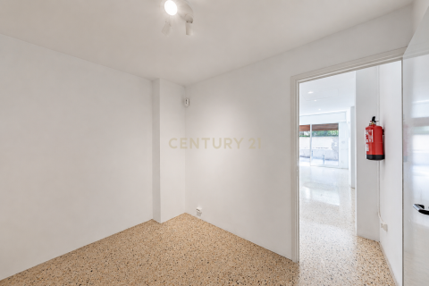 Komerciāls īpašums pārdošanā Barcelona, Spānijā 1 istaba, 61 m2 Nr. 192350 - attēls 8