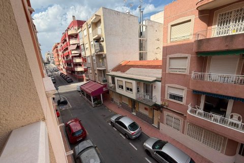 Lägenhet till salu i Torrevieja, Alicante, Spanien 1 sovrum, 70 kvm. Nr. 196673 - foto 24