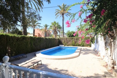 Lägenhet till salu i Cabo Roig, Alicante, Spanien 4 sovrum, 133 kvm. Nr. 196679 - foto 16