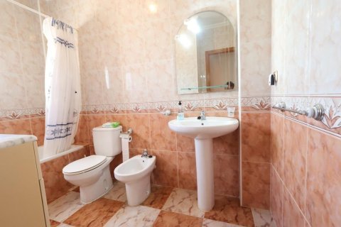 Продажа дома в Плайя Фламенка II, Аликанте, Испания 2 спальни, 80м2 №196675 - фото 14