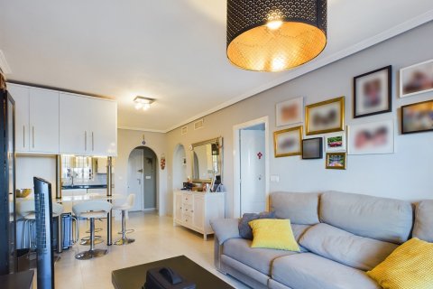 Huoneisto myytävänä Los Alcazares, Murcia, Espanja, 2 makuuhuonetta,  No. 146241 - kuva 3