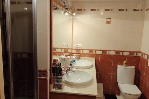 Apartament w Castelldefels, Barcelona, Hiszpania 3 sypialnie, 123 mkw. nr 152704 – zdjęcie 19