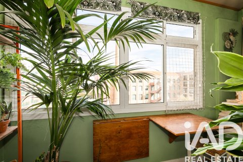 Lägenhet till salu i Barcelona, Spanien 1 sovrum, 69 kvm. Nr. 152706 - foto 3