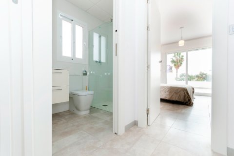 Villa zum Verkauf in Torrevieja, Alicante, Spanien 3 Schlafzimmer, 106 m2 Nr. 145157 - Foto 11