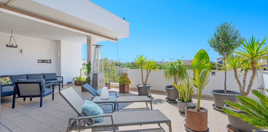 Townhouse in Formentera del Segura, Alicante, Spain 3 bedrooms, 122 sq.m. No. 189028