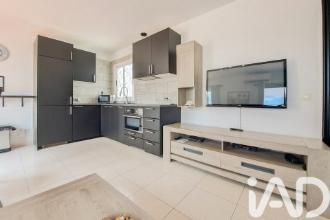 Apartment for sale in Yaiza, Lanzarote, Spain 2 bedrooms, 60 sq.m. No. 172396 - photo 2