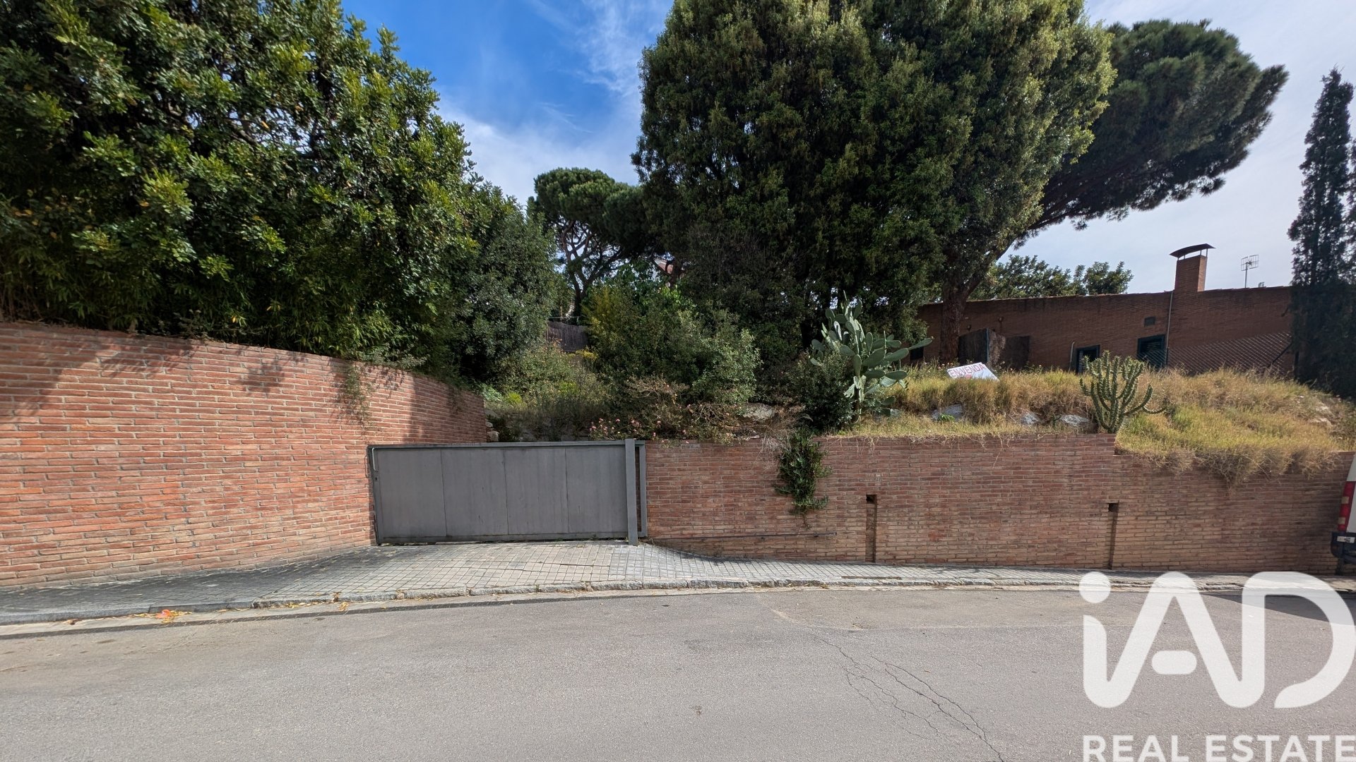 Tontti Premia De Dalt, Barcelona, Espanja 605 m2 No. 172399