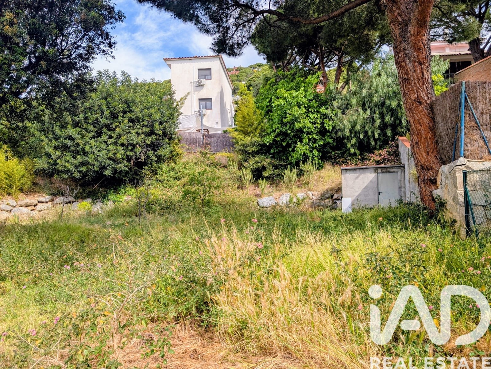 Tontti Premia De Dalt, Barcelona, Espanja 605 m2 No. 172399