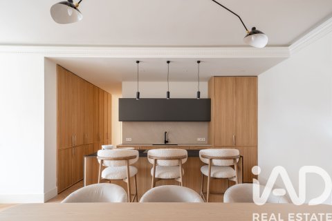 Продажа квартиры в Мадрид, Испания 3 спальни, 291м2 №187754 - фото 7