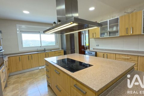Продажа дома в Аргентона, Барселона, Испания 5 спален, 344м2 №187748 - фото 7