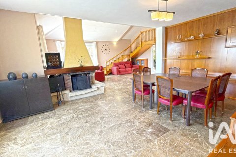Продажа дома в Аргентона, Барселона, Испания 5 спален, 344м2 №187748 - фото 5