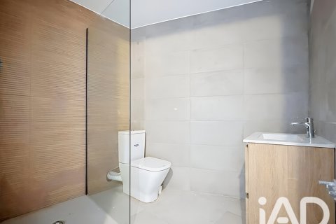 Продажа квартиры в Кубельес, Барселона, Испания 3 спальни, 100м2 №187751 - фото 16