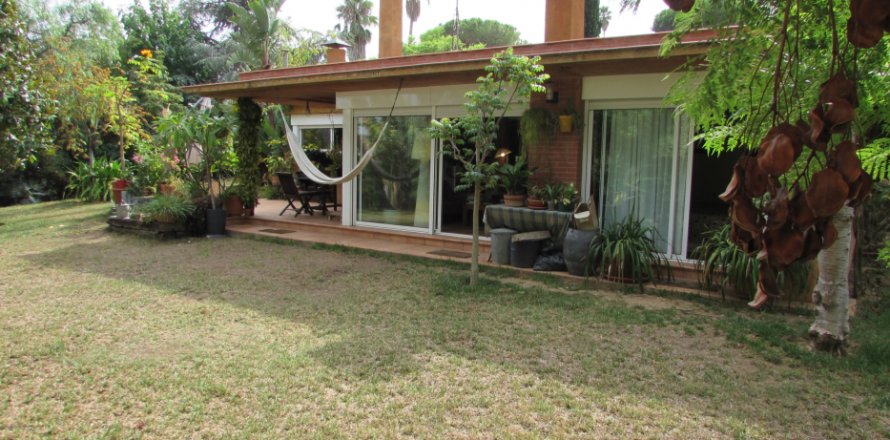 Villa Blanes, Girona, Spanien 2 Schlafzimmer, 100 m2 Nr. 78398