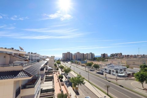 Apartament w Mil Palmeras, Alicante, Hiszpania 2 sypialnie, 87 mkw. nr 189370 – zdjęcie 29