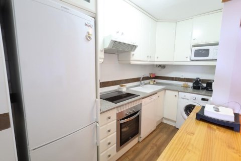 Apartament w Mil Palmeras, Alicante, Hiszpania 2 sypialnie, 87 mkw. nr 189370 – zdjęcie 11