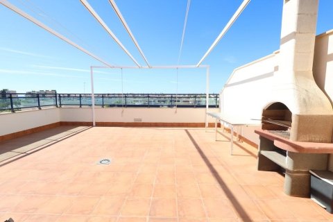 Apartament w Mil Palmeras, Alicante, Hiszpania 2 sypialnie, 87 mkw. nr 189370 – zdjęcie 17