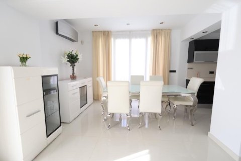 Huvila myytävänä Cabo Roig, Alicante, Espanja, 4 makuuhuonetta, 222 m2 No. 189372 - kuva 5