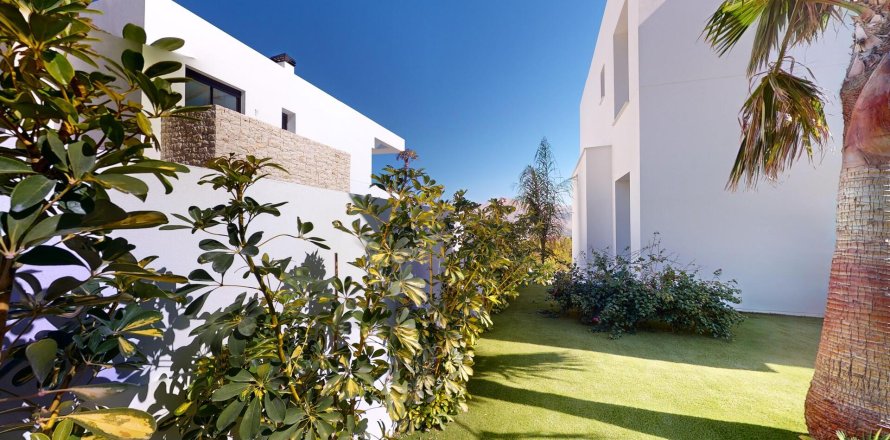 Villa i Polop, Alicante, Spanien 3 sovrum, 293 kvm. Nr. 136400