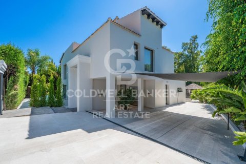 Villa in vendita a Marbella, Malaga, Spagna 5 camere da letto, 327 mq. N° 158165 - foto 27