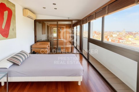 Takvåning till salu i Barcelona, Spanien 2 sovrum, 125 kvm. Nr. 158166 - foto 10