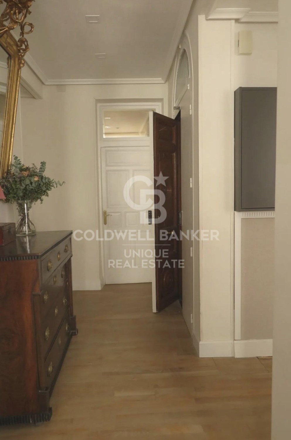 Appartamento a Madrid, Spagna 3 camere da letto, 148 mq. N° 178808