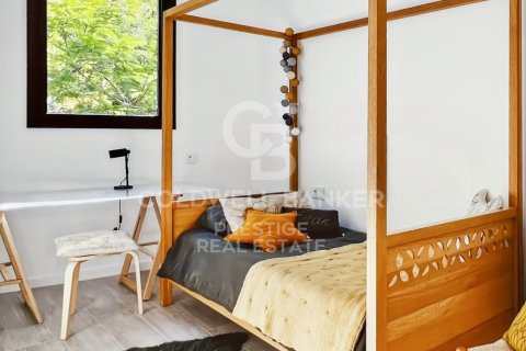 Duplex à vendre à Barcelona, Espagne, 4 chambres, 133 m2 No. 178809 - photo 5