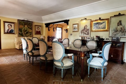 Продажа замков и поместий в Орначуэлос, Кордова, Испания 14 спален, 690м2 №154022 - фото 6