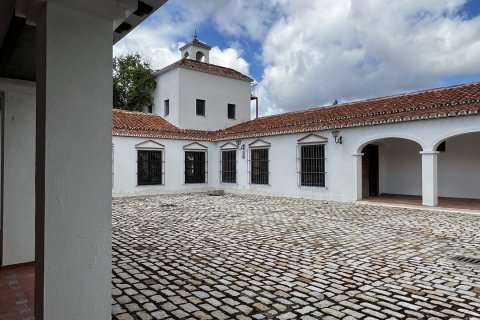 Продажа замков и поместий в Орначуэлос, Кордова, Испания 14 спален, 690м2 №154022 - фото 4