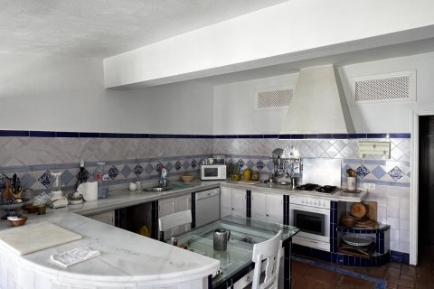 Продажа замков и поместий в Орначуэлос, Кордова, Испания 14 спален, 690м2 №154022 - фото 8