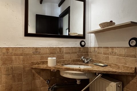 Продажа замков и поместий в Орначуэлос, Кордова, Испания 14 спален, 690м2 №154022 - фото 16