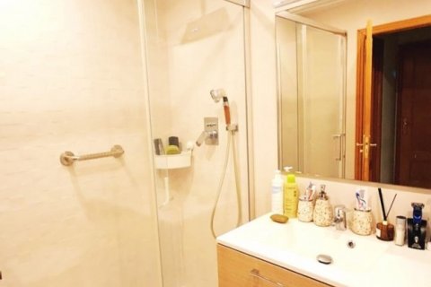 Duplex à vendre à Castellbisbal, Barcelona, Espagne, 5 chambres, 130 m2 No. 154017 - photo 12