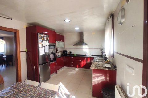 House à vendre à Banyeres Del Penedes, Tarragona, Espagne, 4 chambres, 197 m2 No. 154020 - photo 8