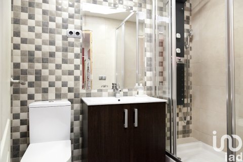 Terreno in vendita a Barcelona, Spagna 4 camere da letto, 228 mq. N° 154018 - foto 7