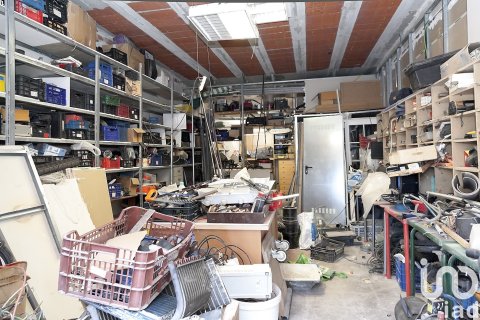 Terreno in vendita a Barcelona, Spagna 4 camere da letto, 228 mq. N° 154018 - foto 9