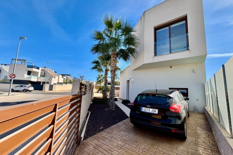 Villa zum Verkauf in Ciudad Quesada, Alicante, Spanien 3 Schlafzimmer, 131 m2 Nr. 147772 - Foto 7