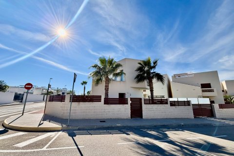 Villa zum Verkauf in Ciudad Quesada, Alicante, Spanien 3 Schlafzimmer, 131 m2 Nr. 147772 - Foto 8
