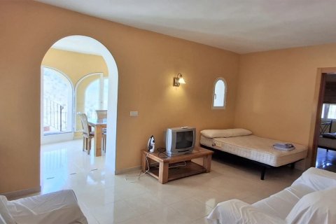 Villa till salu i Calpe, Alicante, Spanien 3 sovrum, 195 kvm. Nr. 196316 - foto 16