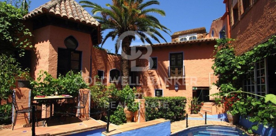 Hotel w Benahavis, Malaga, Hiszpania 9 sypialni, 656 mkw. nr 157156