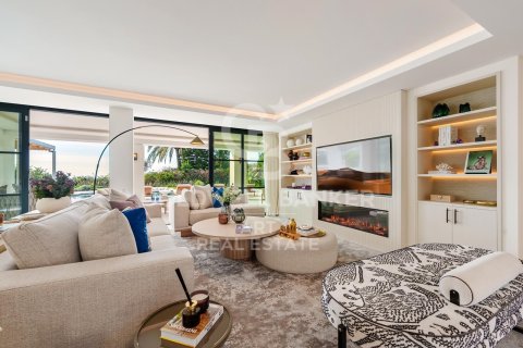 Villa pārdošanā Benahavis, Malaga, Spānijā 5 istabas,  Nr. 157160 - attēls 5