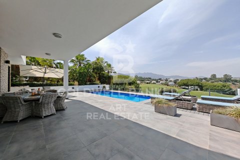 Huvila myytävänä Mijas, Malaga, Espanja, 4 makuuhuonetta, 330 m2 No. 157154 - kuva 3