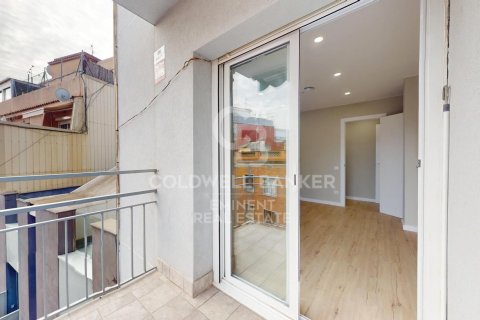 Apartamento en venta en Barcelona, España 3 dormitorios,  No. 157158 - foto 20