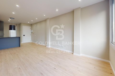 Apartamento en venta en Barcelona, España 3 dormitorios,  No. 157158 - foto 7