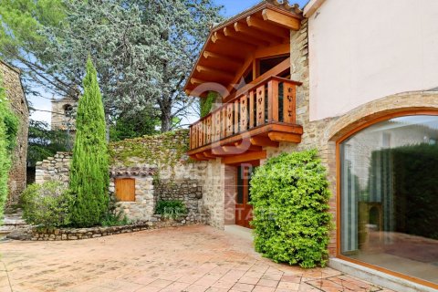 House for sale in Girona, Spain 6 bedrooms, 876 sq.m. No. 160163 - photo 23