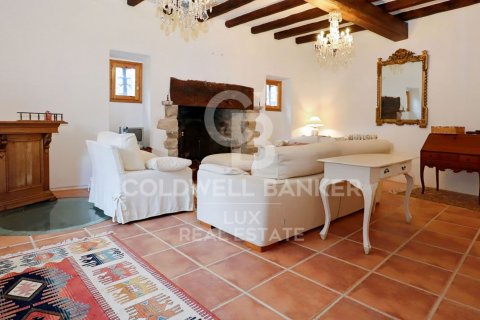 House for sale in Girona, Spain 6 bedrooms, 876 sq.m. No. 160163 - photo 7
