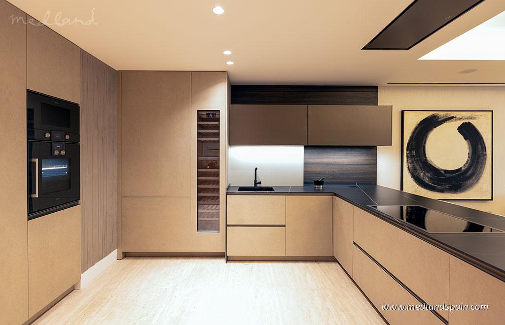 Квартира в Эстепона, Малага, Испания 2 спальни, 114.57м2 №105014