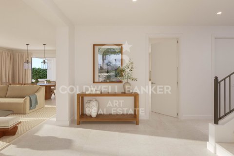 Villa for sale in Sotogrande, Cadiz, Spain 4 bedrooms, 313 sq.m. No. 158358 - photo 3