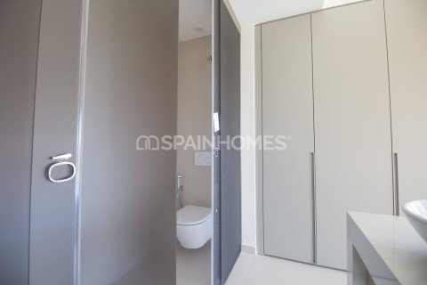 Huoneisto myytävänä Fuengirola, Malaga, Espanja, 2 makuuhuonetta, 90 m2 No. 161634 - kuva 19