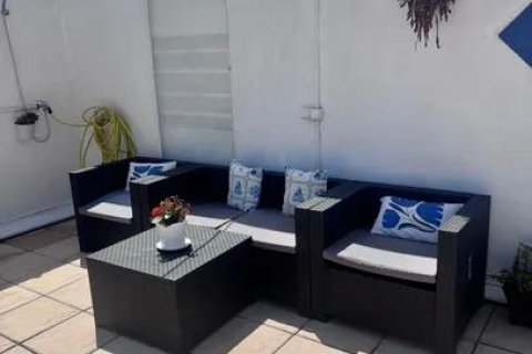 Apartamento en venta en Torrevieja, Alicante, España 1 dormitorio, 150 m2 No. 181869 - foto 14