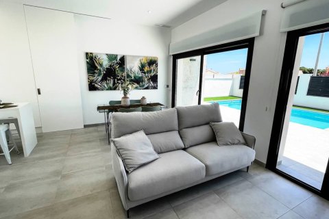 Villa pārdošanā Pilar de la Horadada, Alicante, Spānijā 3 istabas, 92 m2 Nr. 176640 - attēls 18