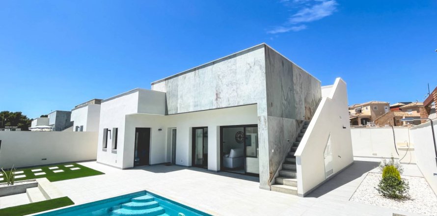 Villa Pilar de la Horadada, Alicante, Spānijā 3 istabas, 92 m2 Nr. 176640